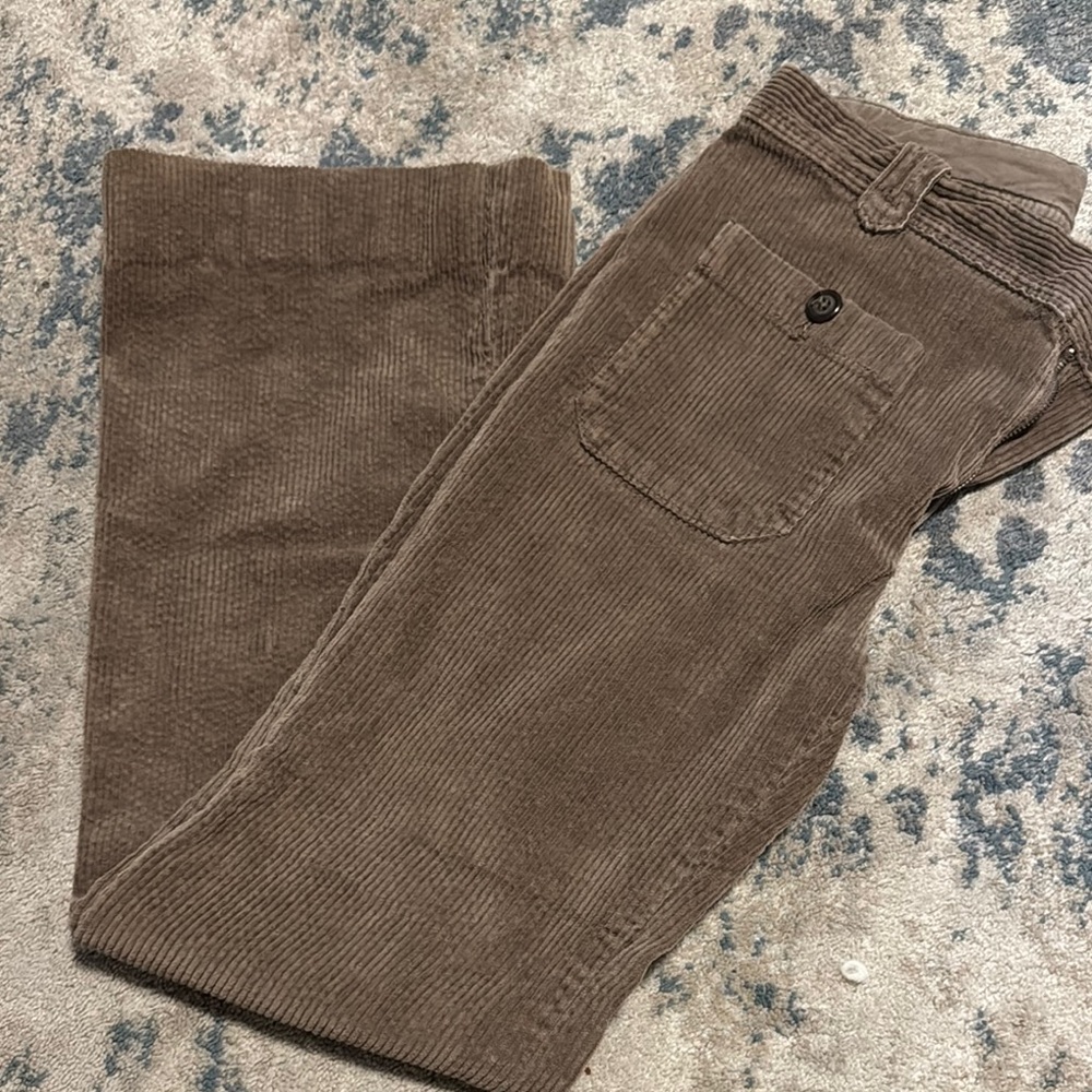 Fee people Classic Brown Corduroy Pants with Soft Texture